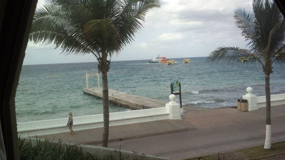 Safari Inn Cozumel Exterior photo
